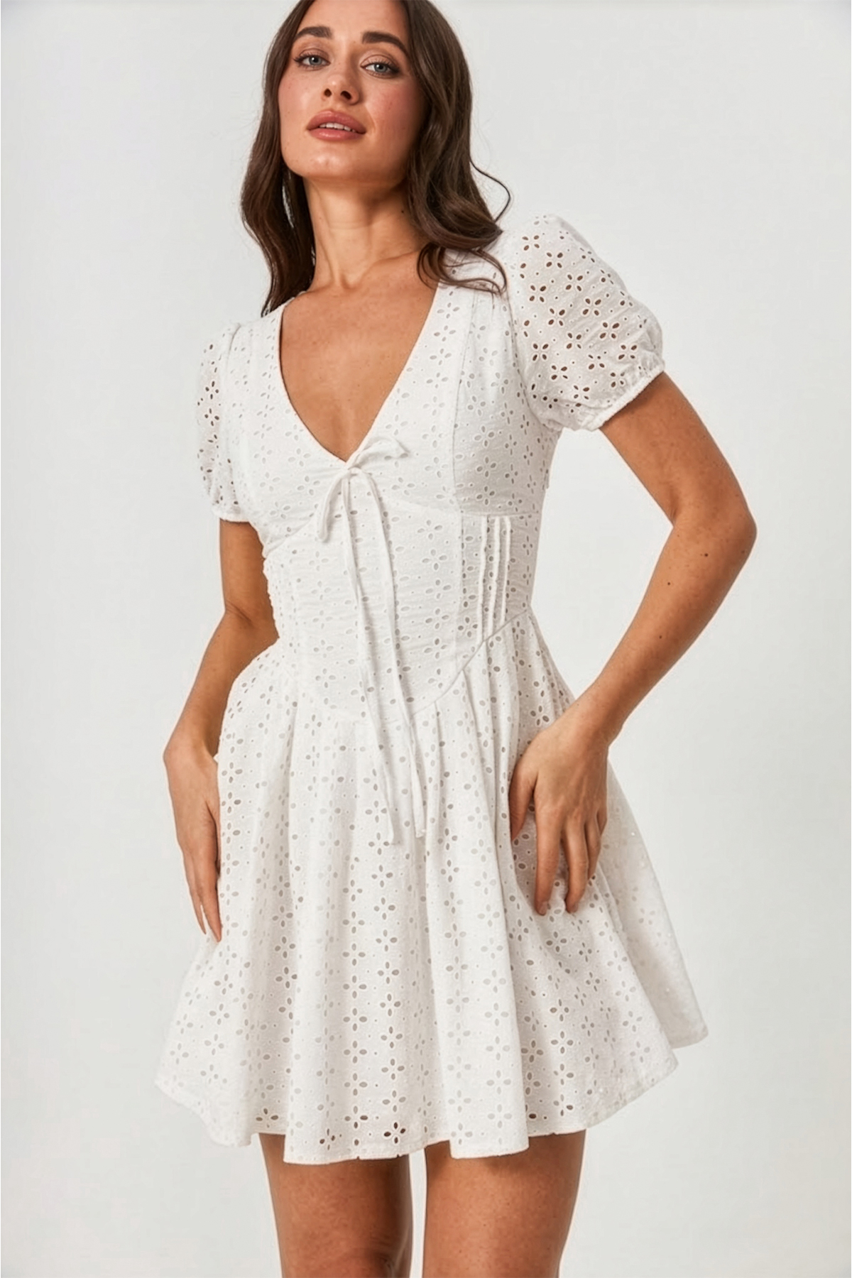 Сукня міні з батисту