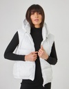 Короткий жилет з відстібним капюшоном - Wear Me