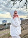 Куртка з накладними кишенями та капюшоном